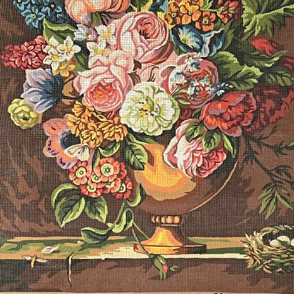 Needlepoint Canvas Hand Printed Austria Cotton Vase With Poppies Red 15" x 19" - Picture 4 of 4